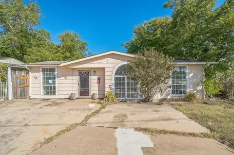 4125 Martin St, Fort Worth, TX 76119