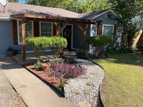 505 Cimarron Trce, Grand Prairie, TX 75051
