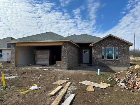 800 Bella Blvd, Coleman, TX 76834
