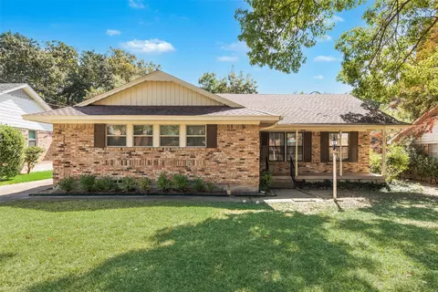 2304 Springhill Dr, Dallas, TX 75228