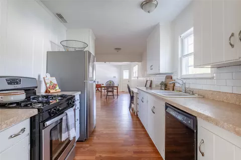 1844 Junius St, Fort Worth, TX 76103