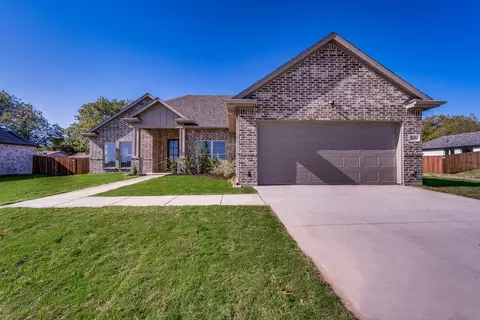 533 Escovedo Dr, Italy, TX 76651
