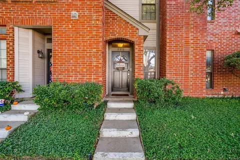 2316 Kenley St, Fort Worth, TX 76107