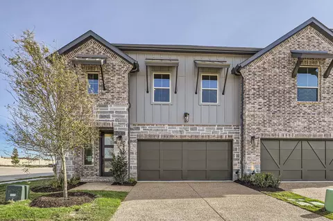 601 Sir Christopher St, Carrollton, TX 75010