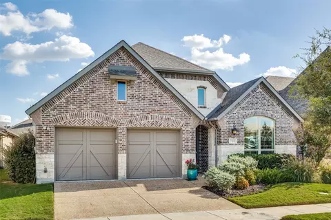 705 Proud Knight Ln, The Colony, TX 75056