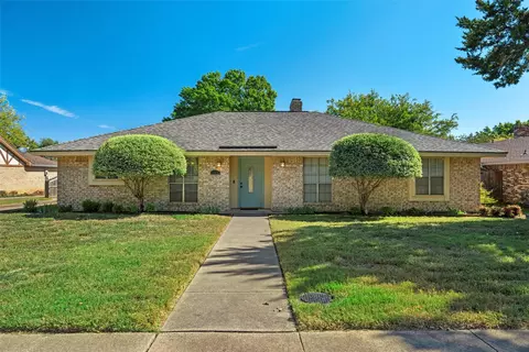 1117 Madlynne Dr, Cedar Hill, TX 75104