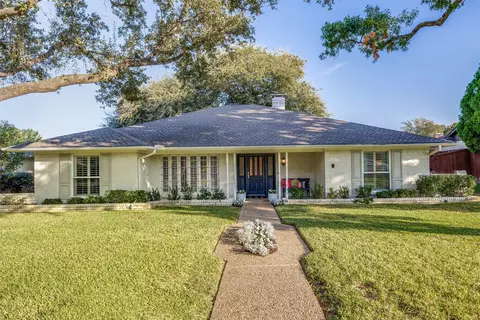 7023 Hunters Ridge Dr, Dallas, TX 75248