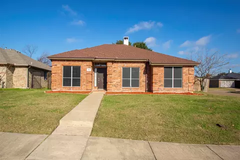 2825 Oak Crk, Mesquite, TX 75181