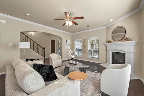 8712 Whitehead St, Mckinney, TX 75070