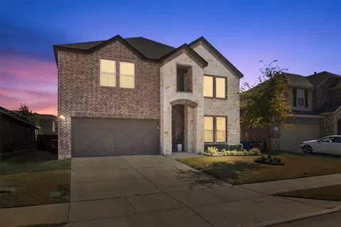 4420 Hiddenite Rd, Aubrey, TX 76227