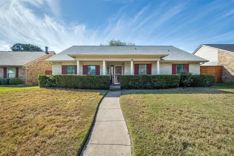 2805 Carnaby Ln, Flower Mound, TX 75028