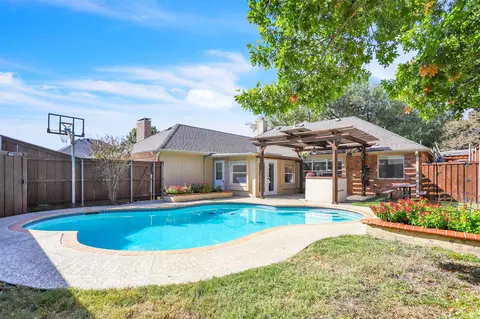 6808 Catalpa Trl, Plano, TX 75023
