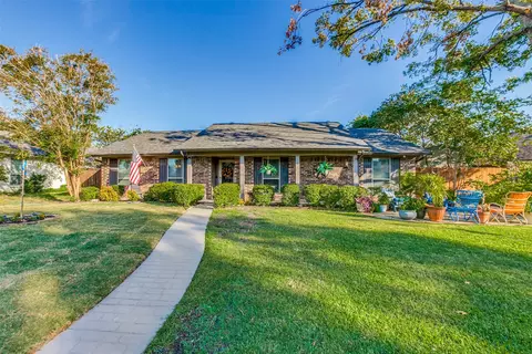 2103 Eastpark Dr, Richardson, TX 75081