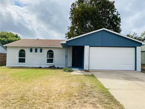 7114 Flameleaf Pl, Dallas, TX 75249