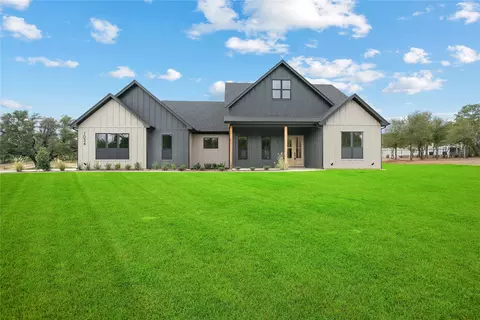 1034 Meadow Wood Ter, Azle, TX 76020