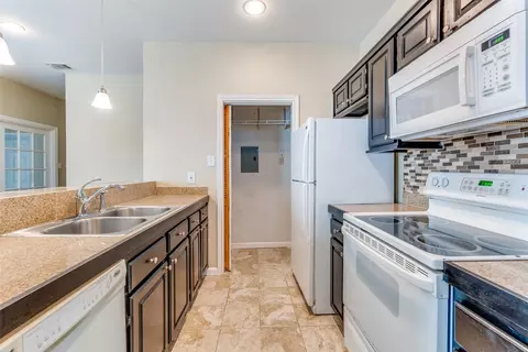 7340 Skillman St #510, Dallas, TX 75231