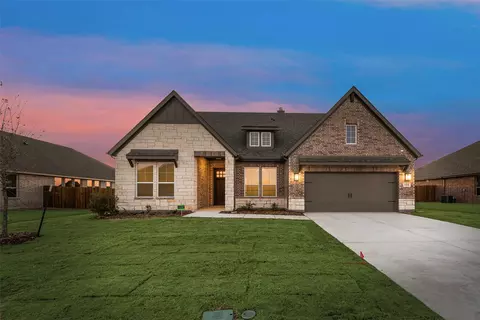 104 Skyward Ln, Caddo Mills, TX 75135