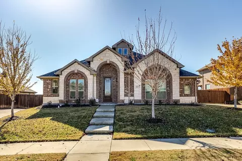 4210 Dandelion Ln, Midlothian, TX 76065