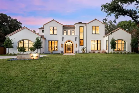 4423 Bobbitt Dr, Dallas, TX 75229