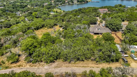 2116 Morningside Dr, Granbury, TX 76048