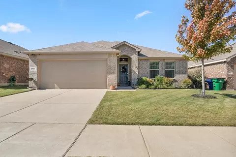 1760 Alamandine Ave, Cross Roads, TX 76227
