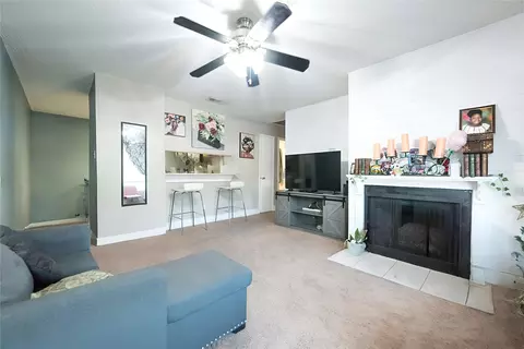 2200 E Trinity Mills Rd #516, Carrollton, TX 75006
