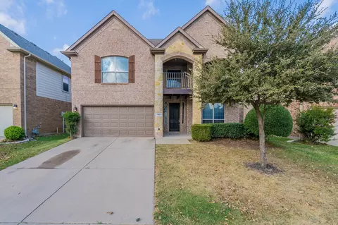 9825 Voss Ave, Keller, TX 76244