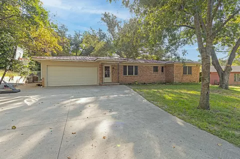 2027 Lee St, Tyler, TX 75702