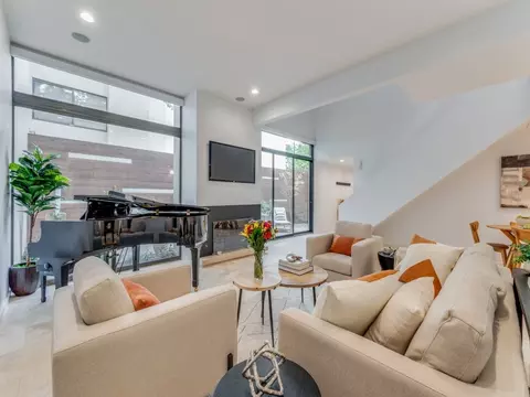 3217 Armstrong Ave #8, Dallas, TX 75205