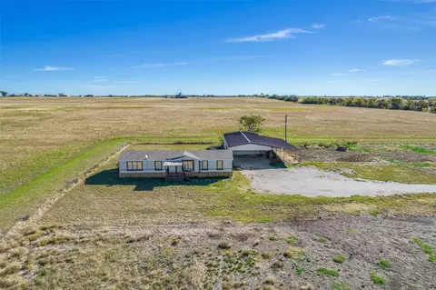 169 County Road 366, Gainesville, TX 76240
