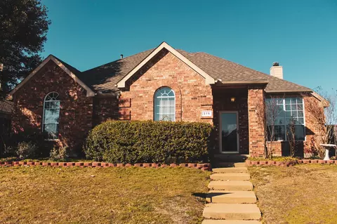 216 Williamsburg Dr, Van Alstyne, TX 75495