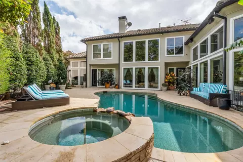 45 Masland Cir, Dallas, TX 75230
