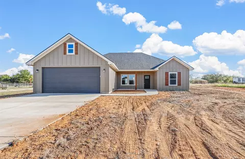 240 Rabbit Shadow Trl, Whitney, TX 76692
