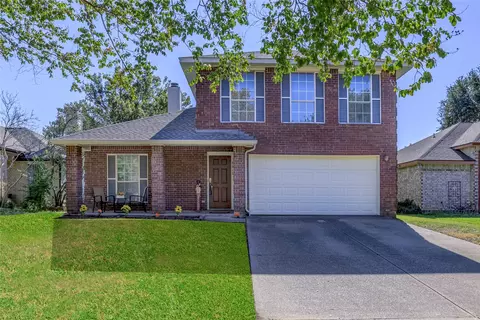 8616 Pedernales Trl, Fort Worth, TX 76118