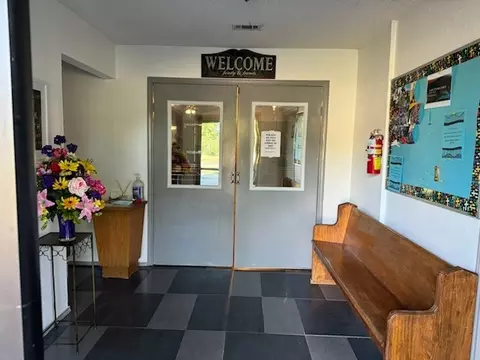 Entry Way - 801 S Medora St, Terrell, TX 75160 photo 1 of 6