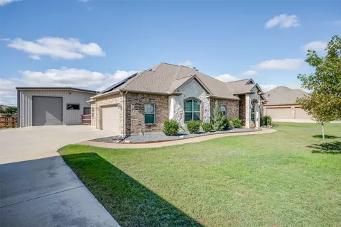 5550 Littlefield Dr, Dish, TX 76247