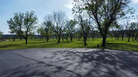 1926 Burkett Ct, Cleburne, TX 76033