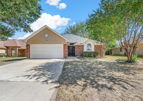5923 Wind Drift Trl, Arlington, TX 76017
