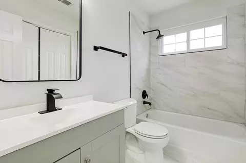 Bath - 6109 Covington Dr, Rowlett, TX 75089 photo 5 of 5
