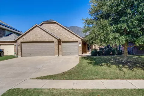 2534 Glen Ranch Dr, Burleson, TX 76028