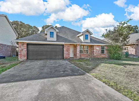 3300 Lance Ln, Denton, TX 76209