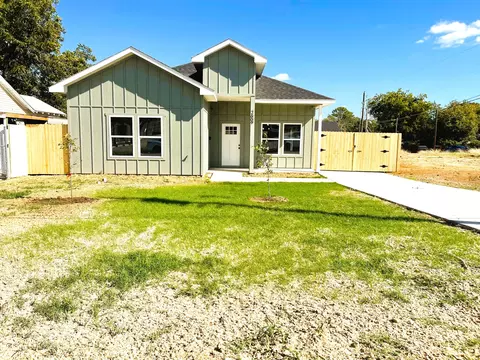 2609 Walker St, Fort Worth, TX 76105