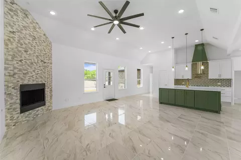 2592 County Road 4301 Rd, Greenville, TX 75401