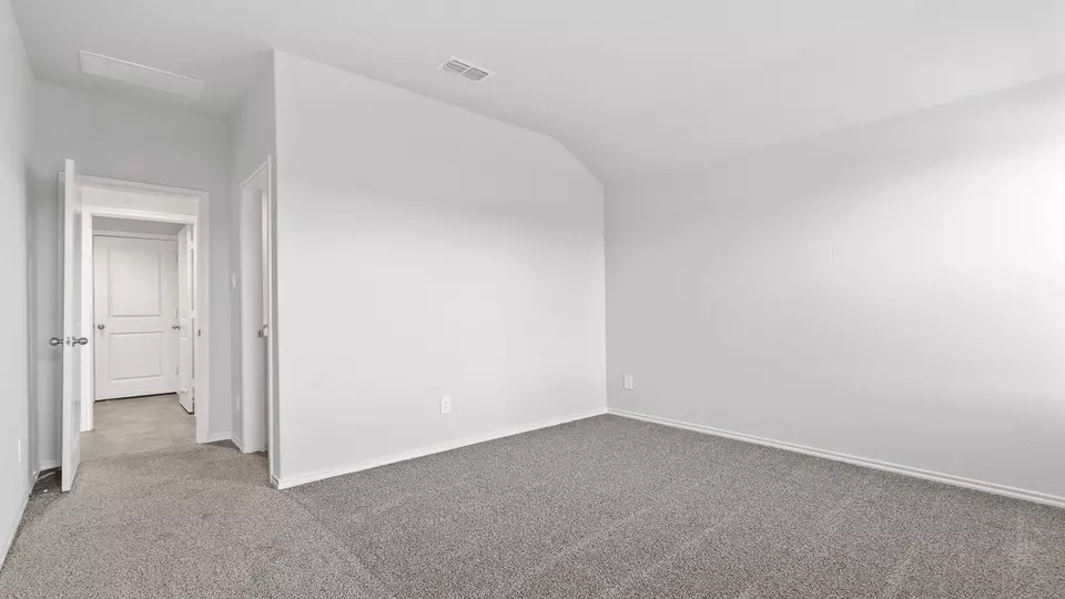 Bedroom - 312 Bronze Cir N, Springtown, TX 76082 photo 4 of 13