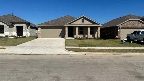 Exterior - 312 Bronze Cir N, Springtown, TX 76082 photo 1 of 3