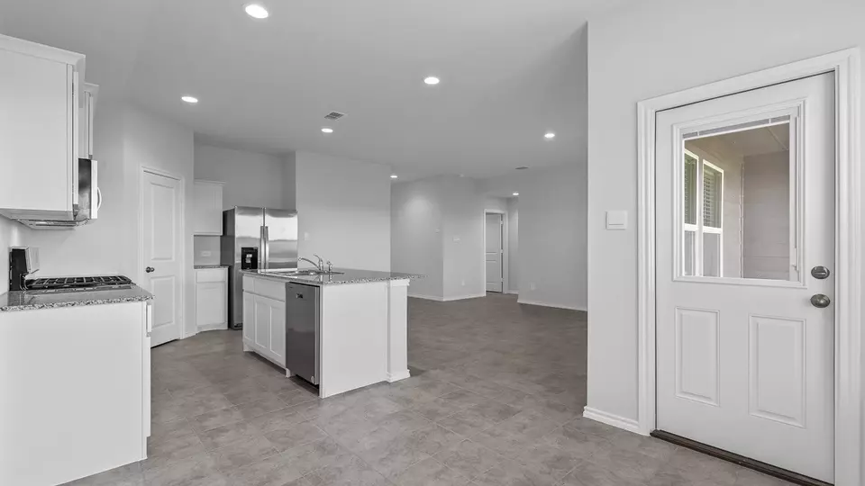 Entry Way - 312 Bronze Cir N, Springtown, TX 76082 photo 1 of 1