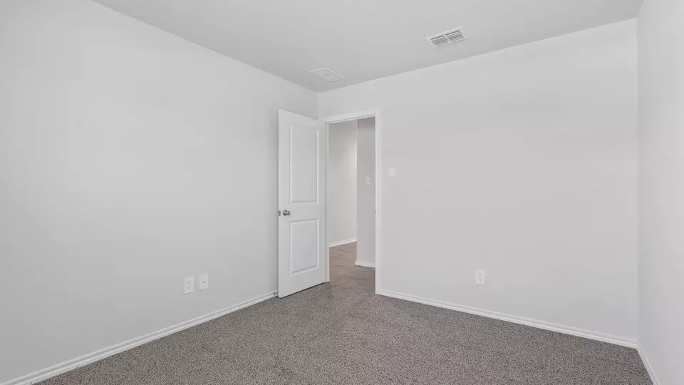 Bedroom - 312 Bronze Cir N, Springtown, TX 76082 photo 9 of 13
