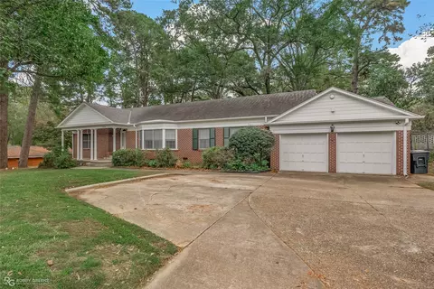 1044 E 70th St, Shreveport, LA 71106