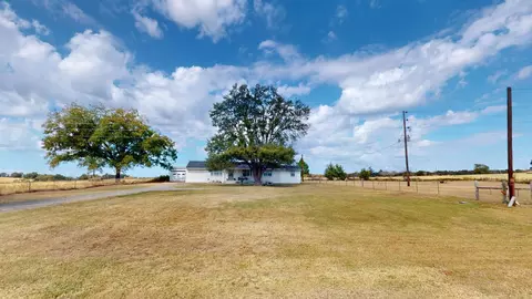9497 Fm 804, Larue, TX 75770