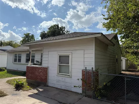 2057 Brookhollow Dr, Garland, TX 75041